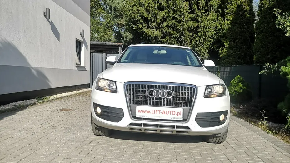 AUDI Q5 -