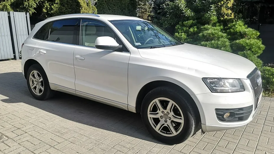 AUDI Q5 -