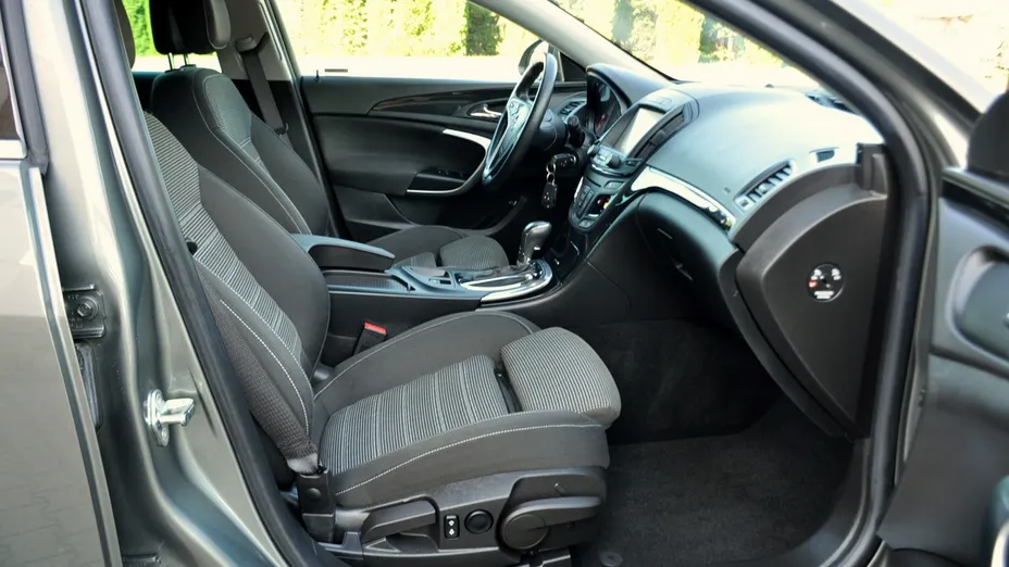 OPEL Insignia -
