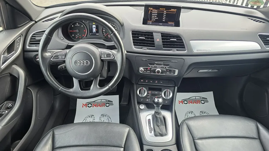AUDI Q3 -