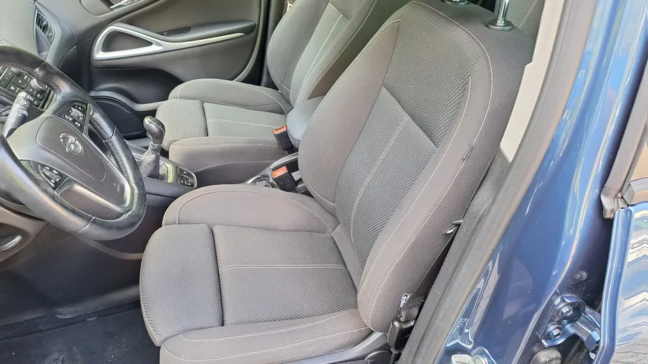 OPEL Zafira -