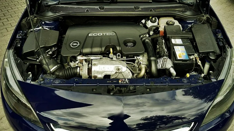OPEL Astra -