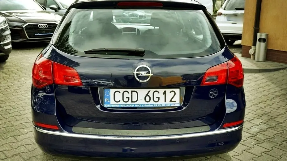 OPEL Astra -