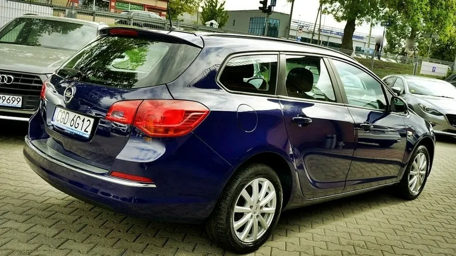 OPEL Astra -