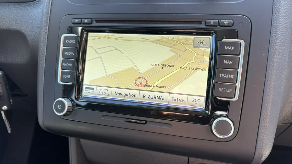 VOLKSWAGEN Touran -