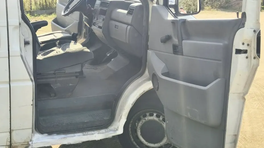VOLKSWAGEN Transporter -