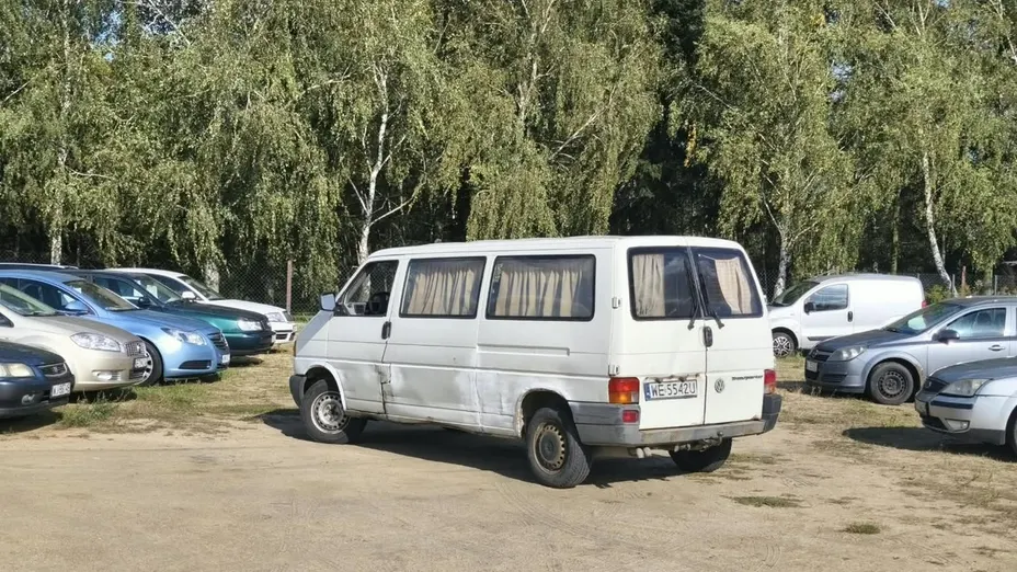 VOLKSWAGEN Transporter -