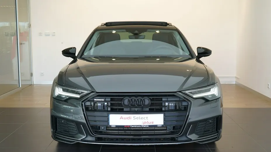 AUDI A6 -