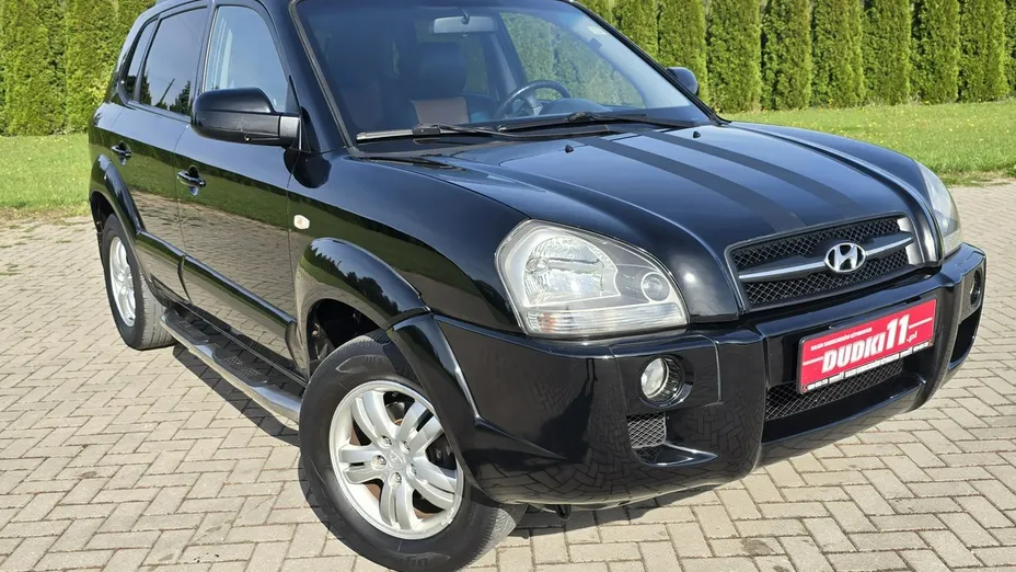 HYUNDAI Tucson -