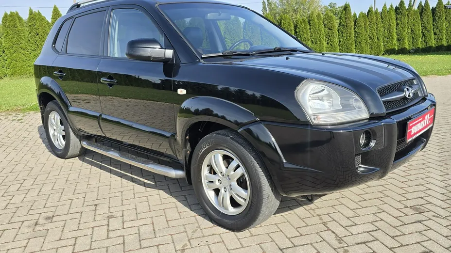 HYUNDAI Tucson -