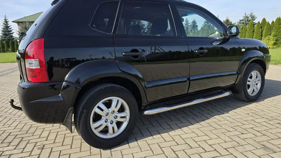 HYUNDAI Tucson -