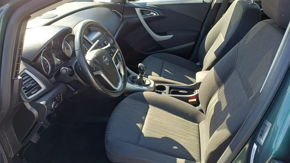 OPEL Astra -