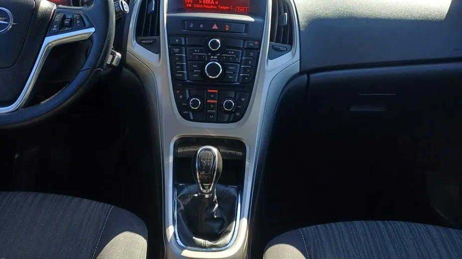 OPEL Astra -