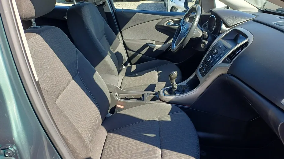 OPEL Astra -