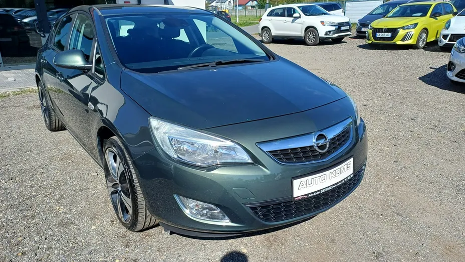 OPEL Astra -