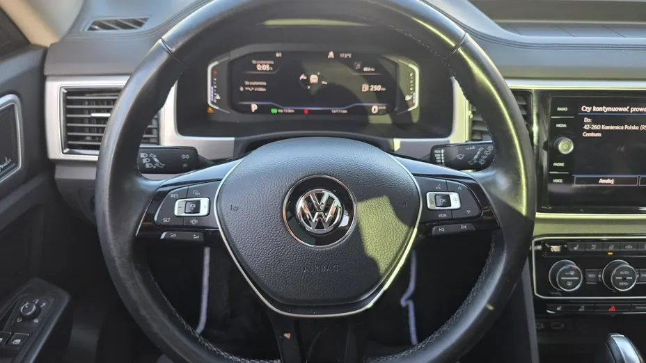 VOLKSWAGEN Atlas -