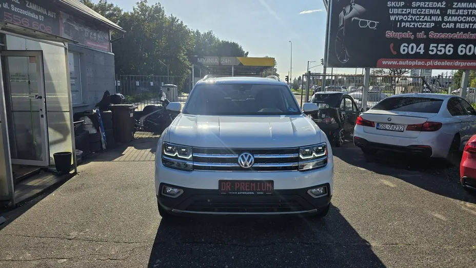 VOLKSWAGEN Atlas -