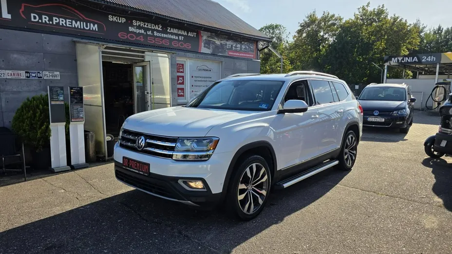 VOLKSWAGEN Atlas -