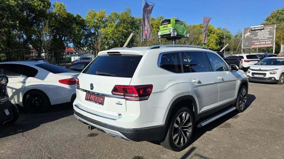 VOLKSWAGEN Atlas -