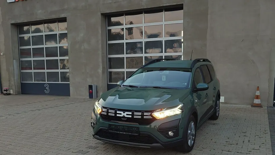DACIA Jogger -