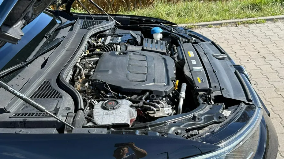 VOLKSWAGEN Passat -