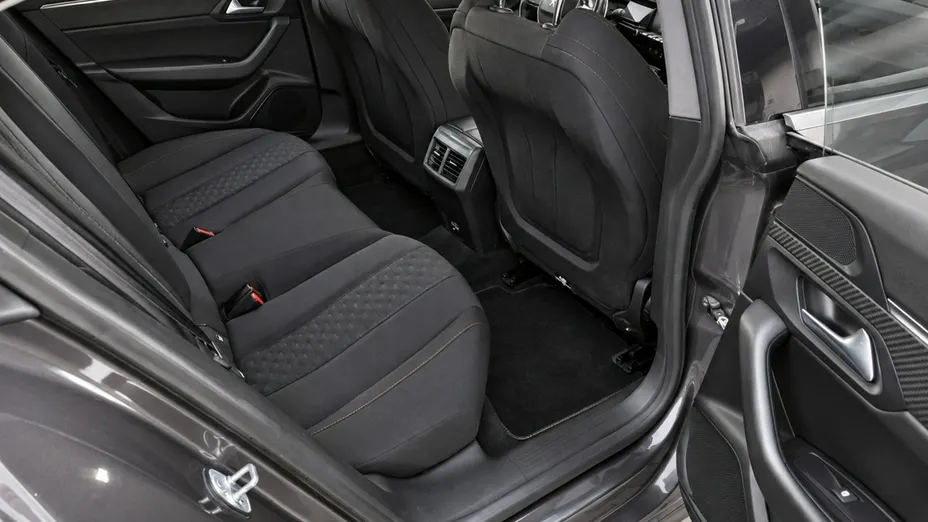 PEUGEOT 508 -