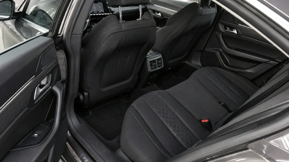 PEUGEOT 508 -
