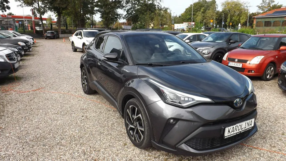 TOYOTA C-HR -