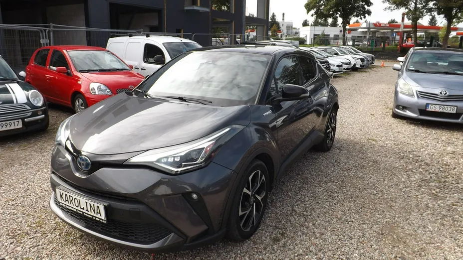 TOYOTA C-HR -