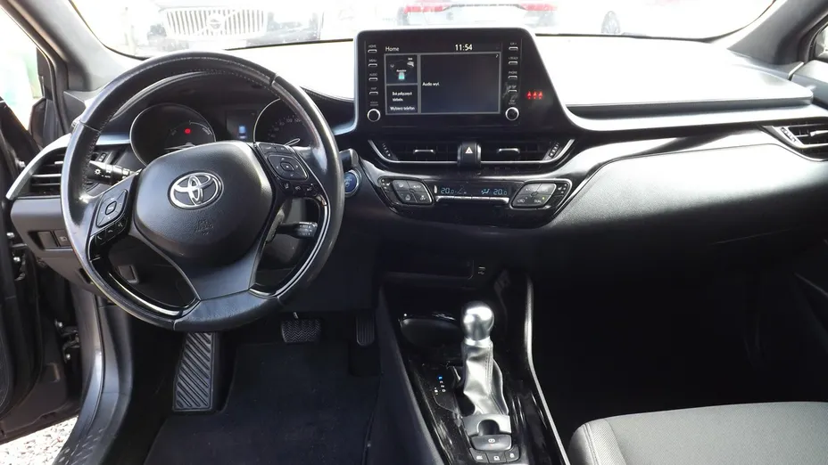 TOYOTA C-HR -