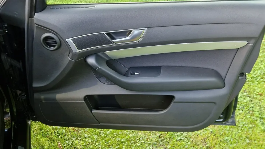 AUDI A6 Avant -