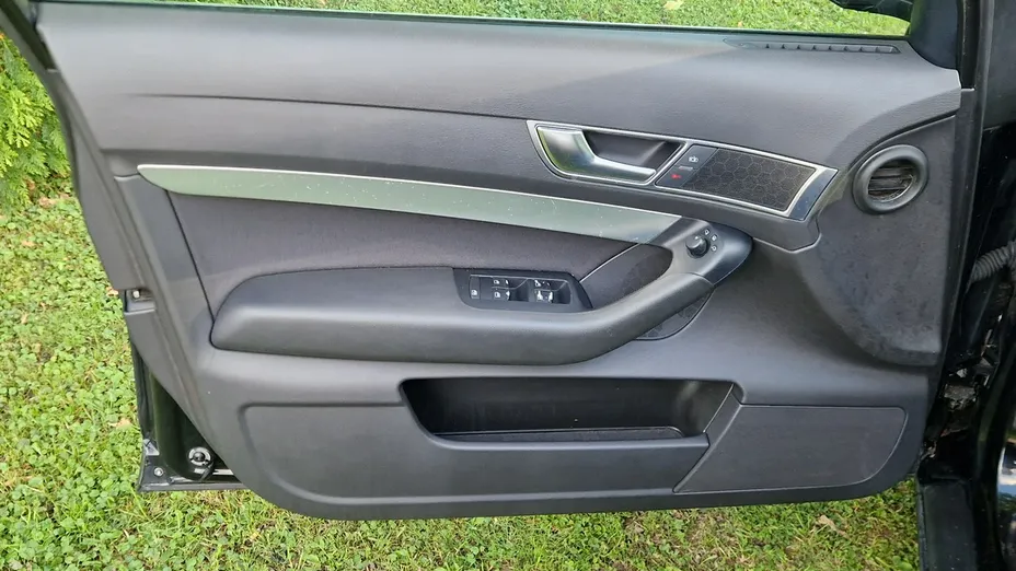 AUDI A6 Avant -