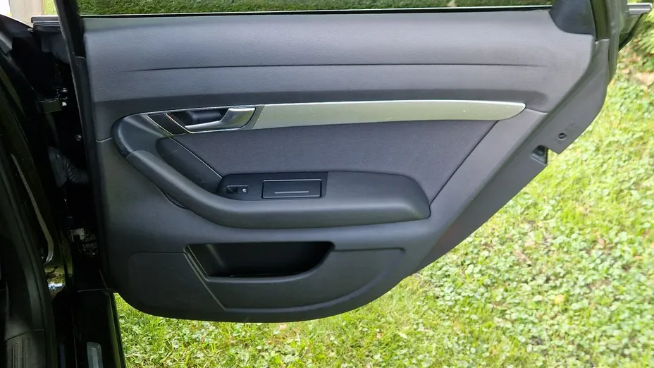AUDI A6 Avant -
