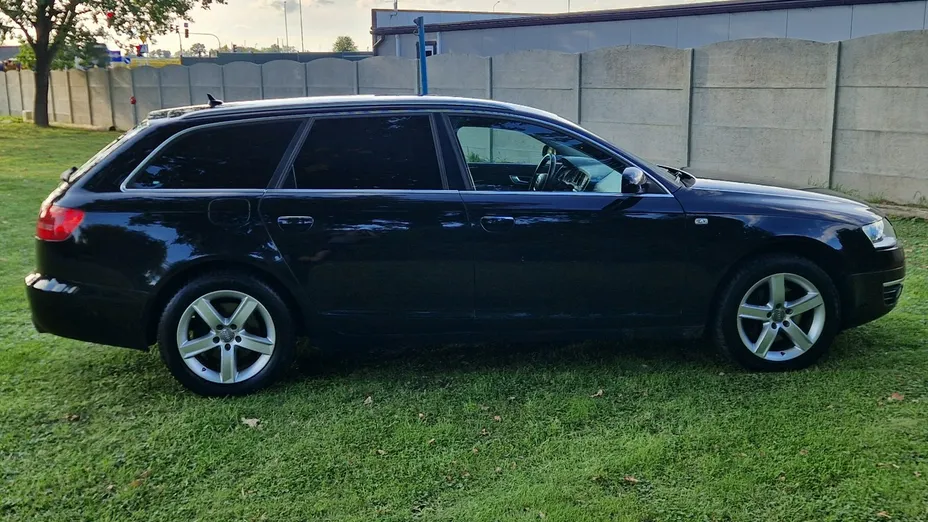 AUDI A6 Avant -