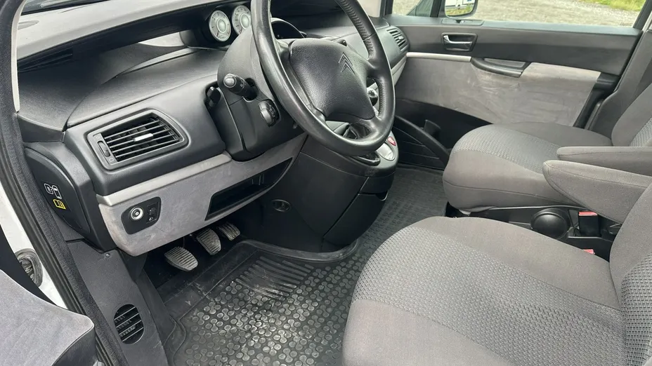 CITROEN C8 -