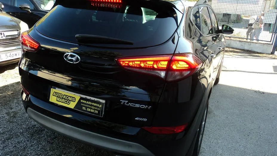 HYUNDAI Tucson -