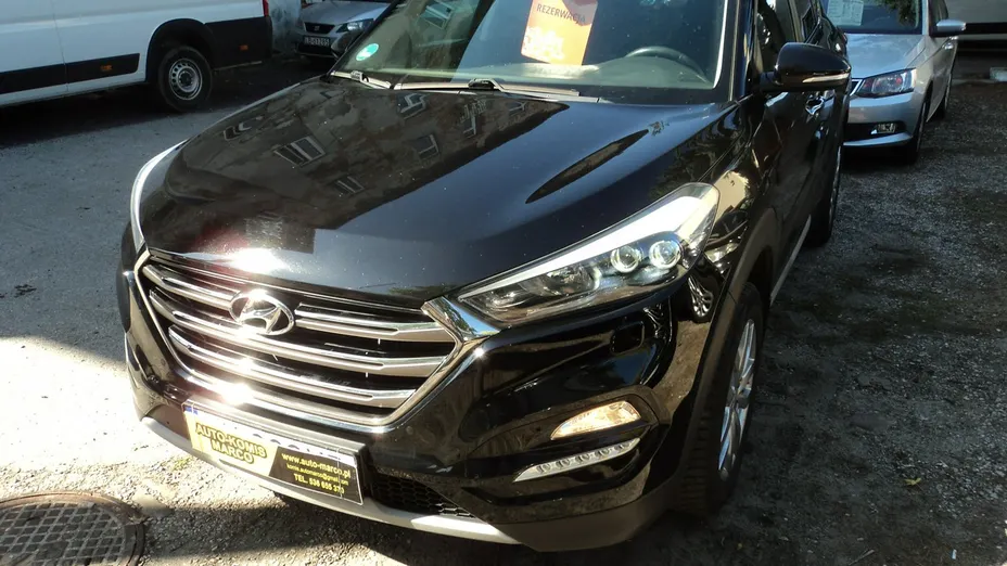 HYUNDAI Tucson -