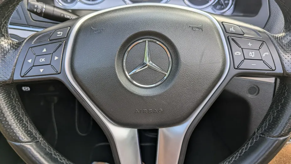 MERCEDES-BENZ E Klasa -