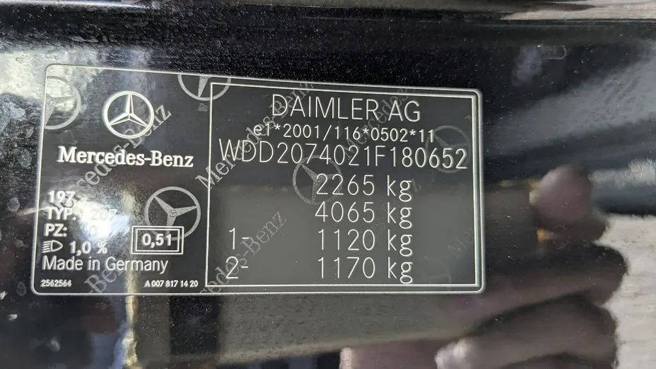 MERCEDES-BENZ E Klasa -