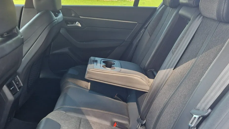 PEUGEOT 508 -