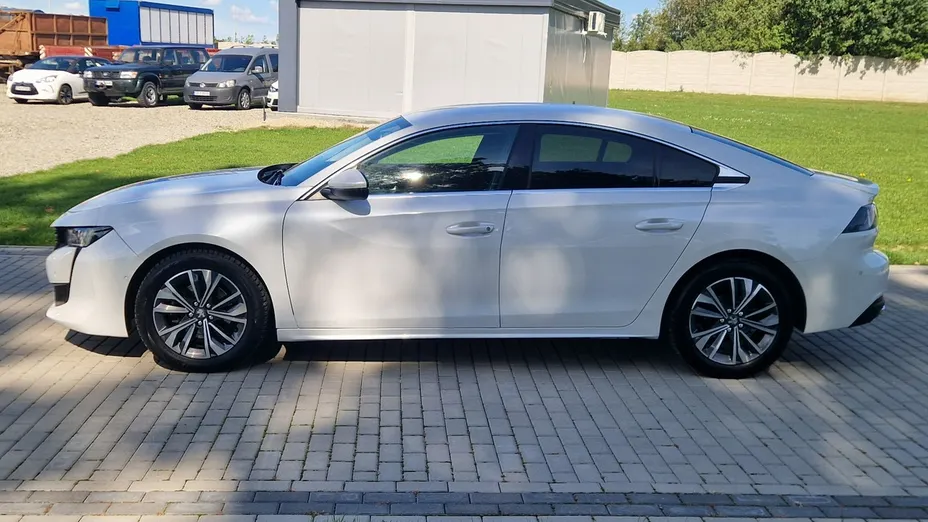 PEUGEOT 508 -