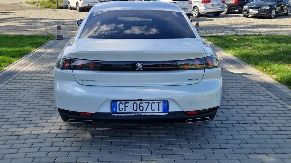 PEUGEOT 508 -