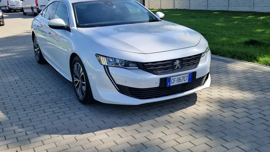 PEUGEOT 508 -