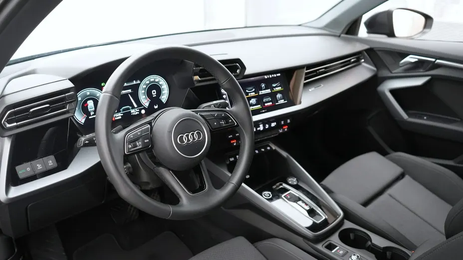 AUDI A3 Limousine -