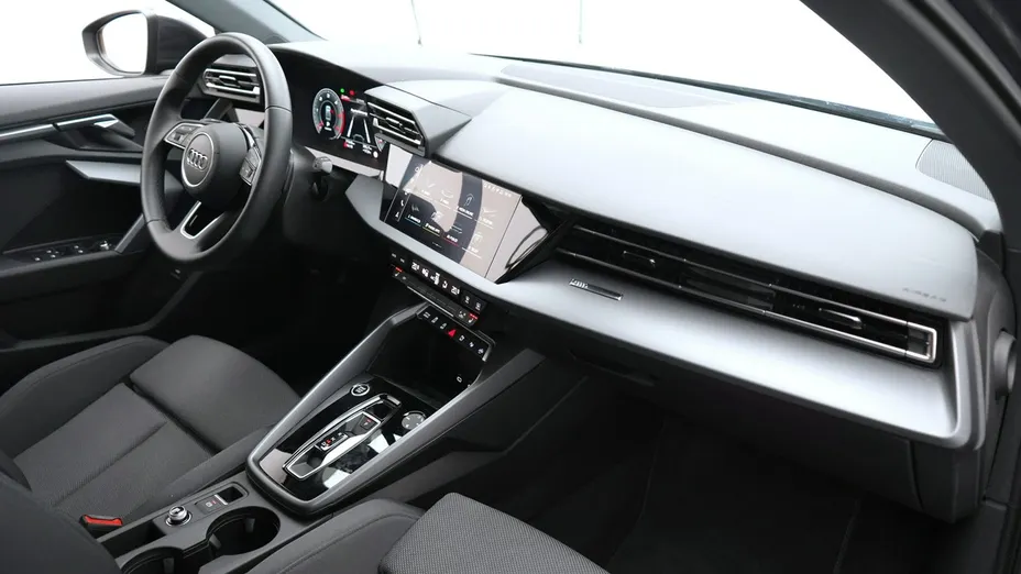 AUDI A3 Limousine -