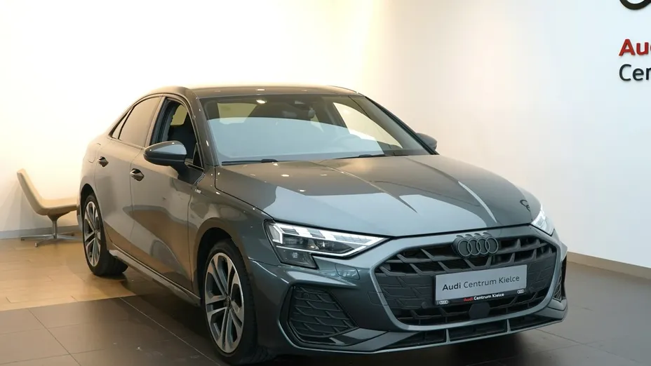 AUDI A3 Limousine -