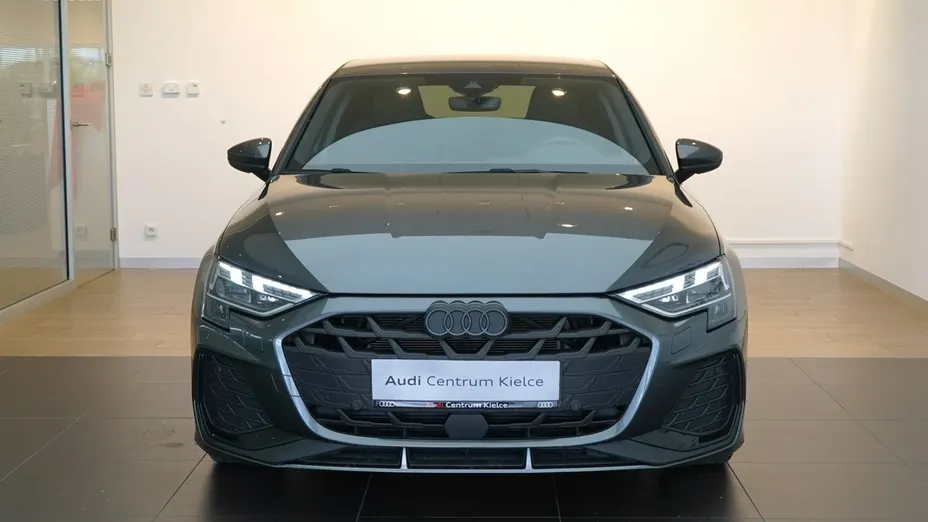 AUDI A3 Limousine -