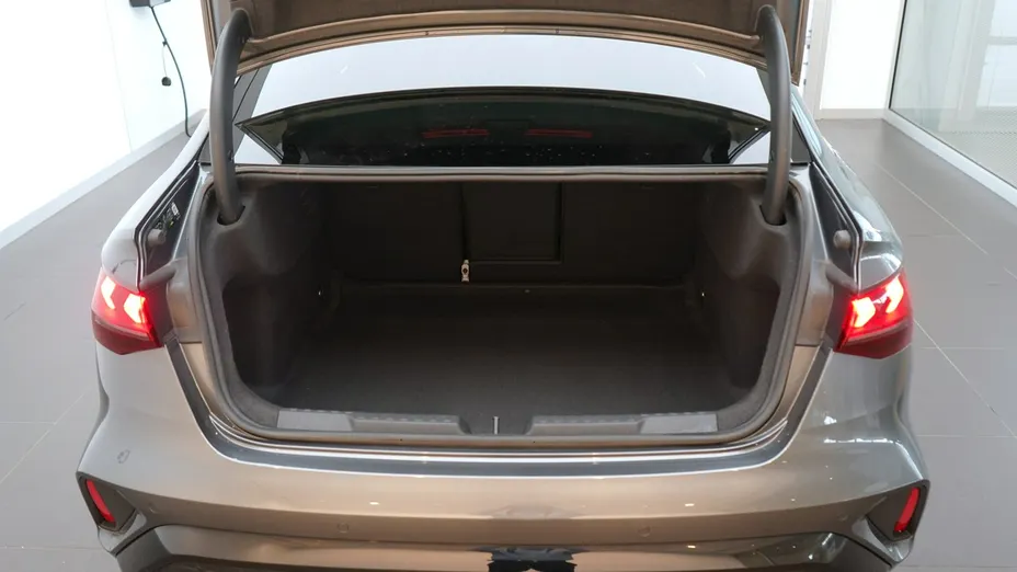 AUDI A3 Limousine -