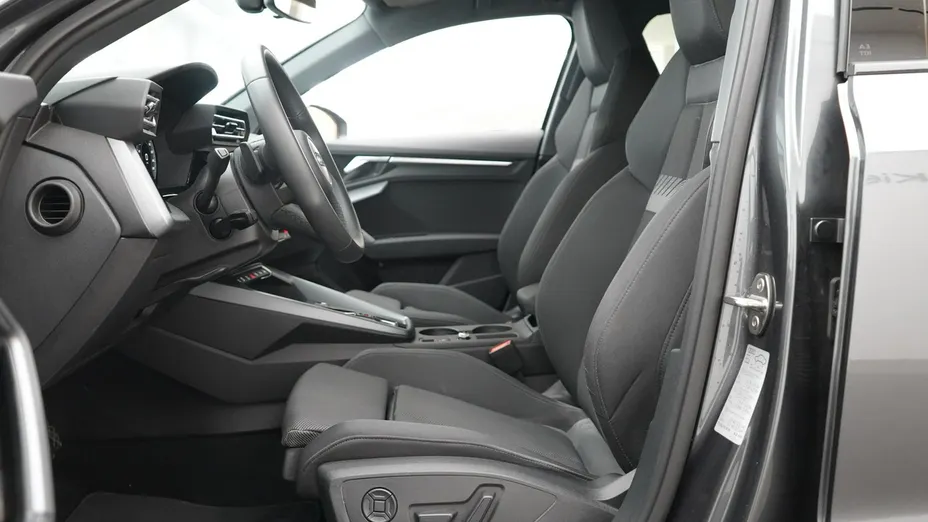 AUDI A3 Limousine -