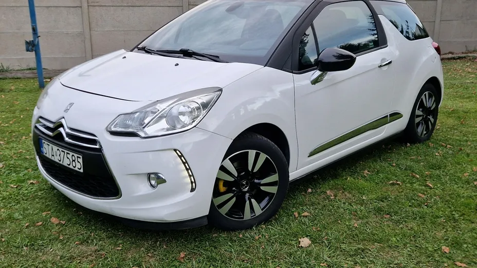 CITROEN DS3 -